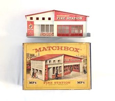Lesney Matchbox MF-1 Fire Station BOXED Red Roof Model 1960’s Made In England