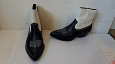 DKNY Lukas Cowboy Leather
