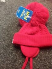 SALE NEW SATILA RED LARGE POM POM HAT STYLE TWINE SIZE 3-6 MONTHS APPROX