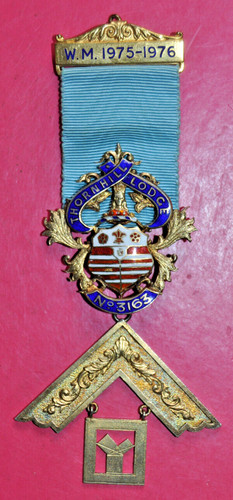 Masonic past master jewel - master's,