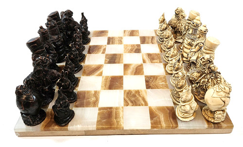 Alice wonderland chess - in,