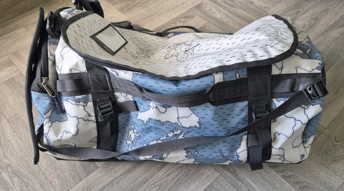 The north face around - north,