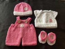 hand knitted dolls clothes to