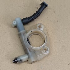 OLEO MAC 952 PETROL CHAINSAW OIL PUMP USED PARTS 