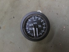 AEC MANDATOR V8 OIL AND AIR GUAGE NOS