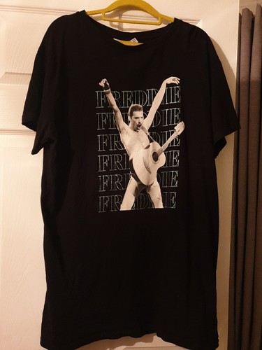 Freddie mercury shirt size - t,