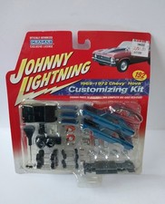 Johnny Lightning Customizing