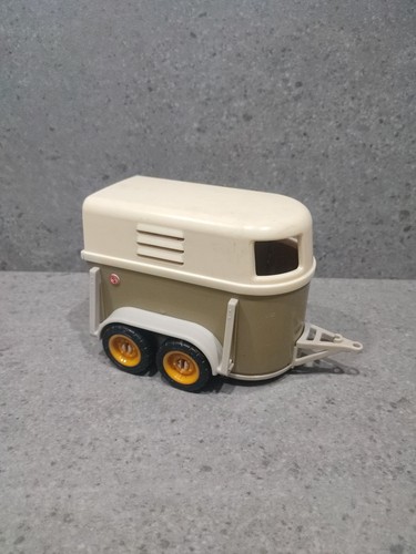 Schleich horse box - box, trailer