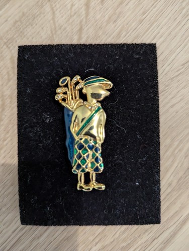 Vintage brooch golf gold tone - vintage,
