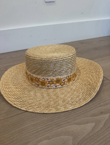 Straw boater lack color - boater,