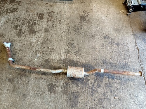 Mazda b1600 pick exhaust - pick-up,