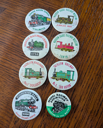 Railwayana railway pin - uk,