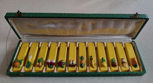 Series knife holders - 12,