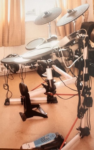 Yamaha electric drum kit - yamaha,