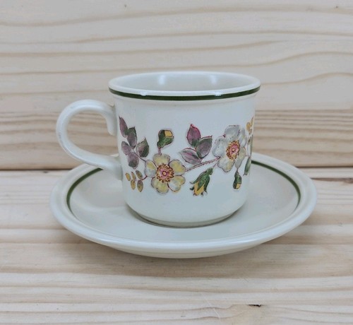 Cup and saucer - cup, leaves