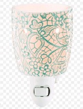  Scentsy CHANTILLY LACE Plug