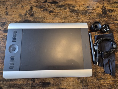 Wacom intuos pro medium - wacom,