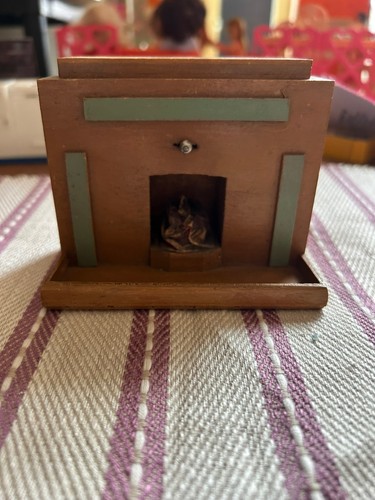 Vintage dolls house tiny toy - house,