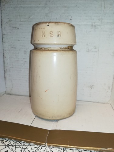 Vintage nsr white - white, insulator