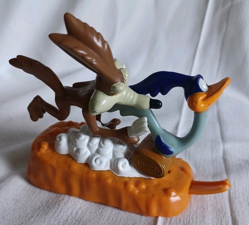 Vintage 1995 mcdonalds looney - vintage,