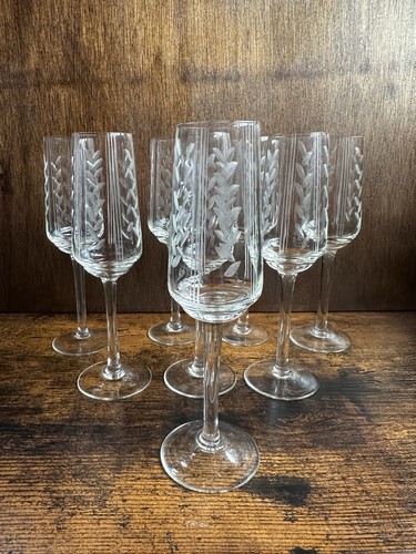 Eight vintage etched glass - vintage,