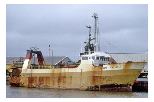 Sq2040 fishing trawler - fishing,
