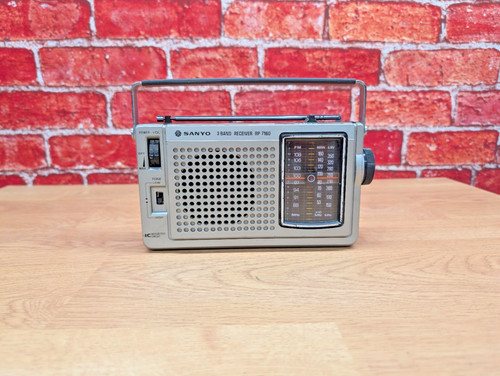 Sanyo 7160 vintage radio 3 - 7160,