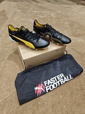 PUMA King Ultimate FG/AG Pele
