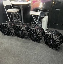 Ex Display 18" Mercedes AMG
