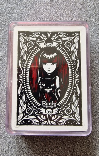 Emily the strange playing - strange,