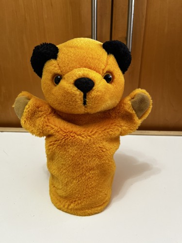 Sooty hand puppet soft - hand,