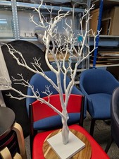 WHITE ARTIFICIAL MANZANITA