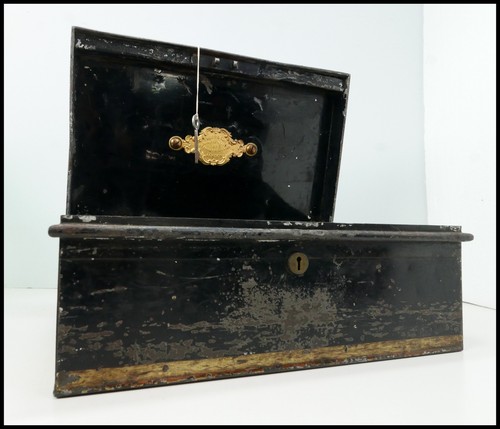 Antique chubb son deed box - &,