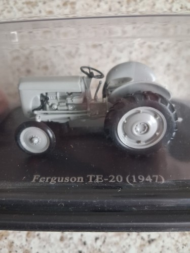 Massey ferguson tractor - massey,