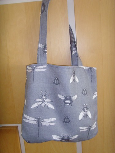 New made bugs bee dragonfly - new, in