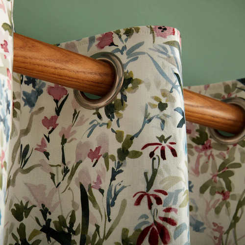 Laura ashley pointon field - laura,