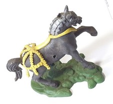 Vintage Britains Historic Series Swoppet Knights Horse & Barding