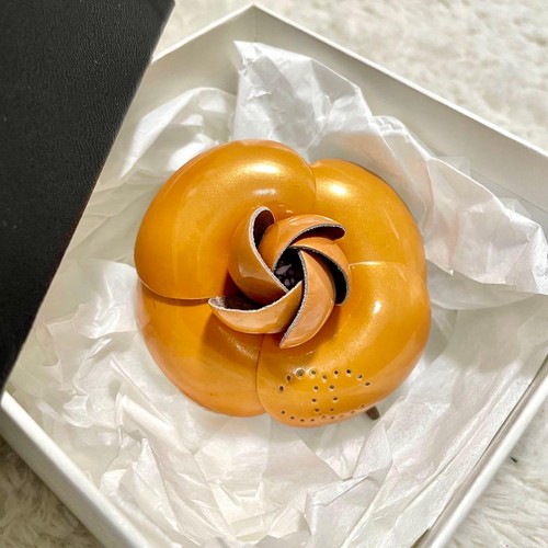 Chanel camellia brooch - brooch, patent