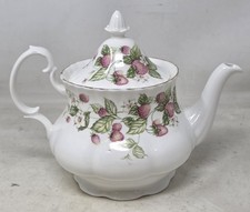 Rare Royal Albert Lyndale