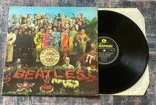 The Beatles Sgt Pepper’s Lonely Hearts Club Band UK 1967 Mono first pressing LP
