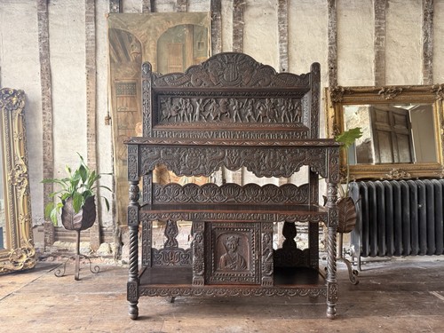 Important antique oak buffet - important,