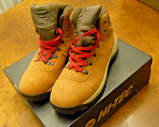 HI-TEC ALTITUDE IV WATERPROOF HIKING BOOTS, TAN/RED, MEN'S SIZE 13M, NEW IN BOX
