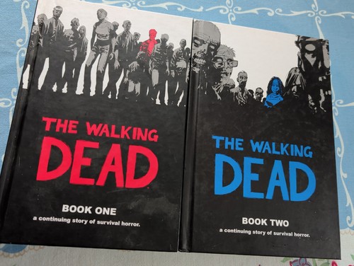 The walking dead book - 1, 2
