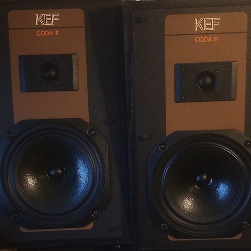 Kef coda iii - coda, standing