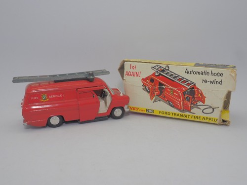 Dinky 286 ford transit fire - transit,