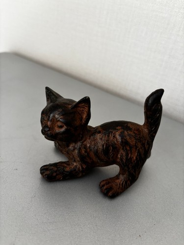 Art deco bronze kitten signed - art,