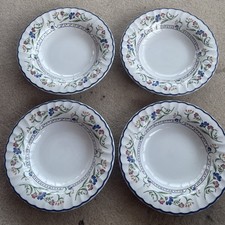 4x Staffordshire 'Hampton Court' soup plates