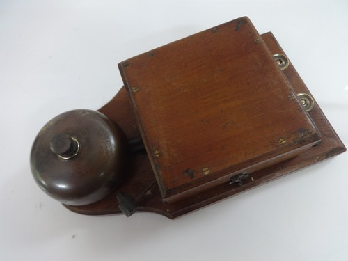 Vintage period electric door - electric,