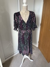 Scamp And Dude Dress Size 20