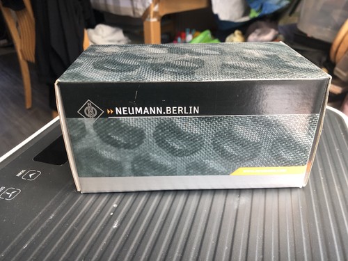 Neumann monitor alignment - neumann,